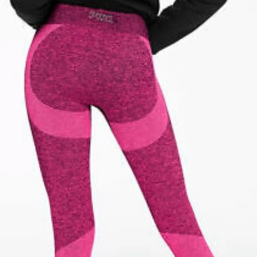 Victoria’s Secret leggings